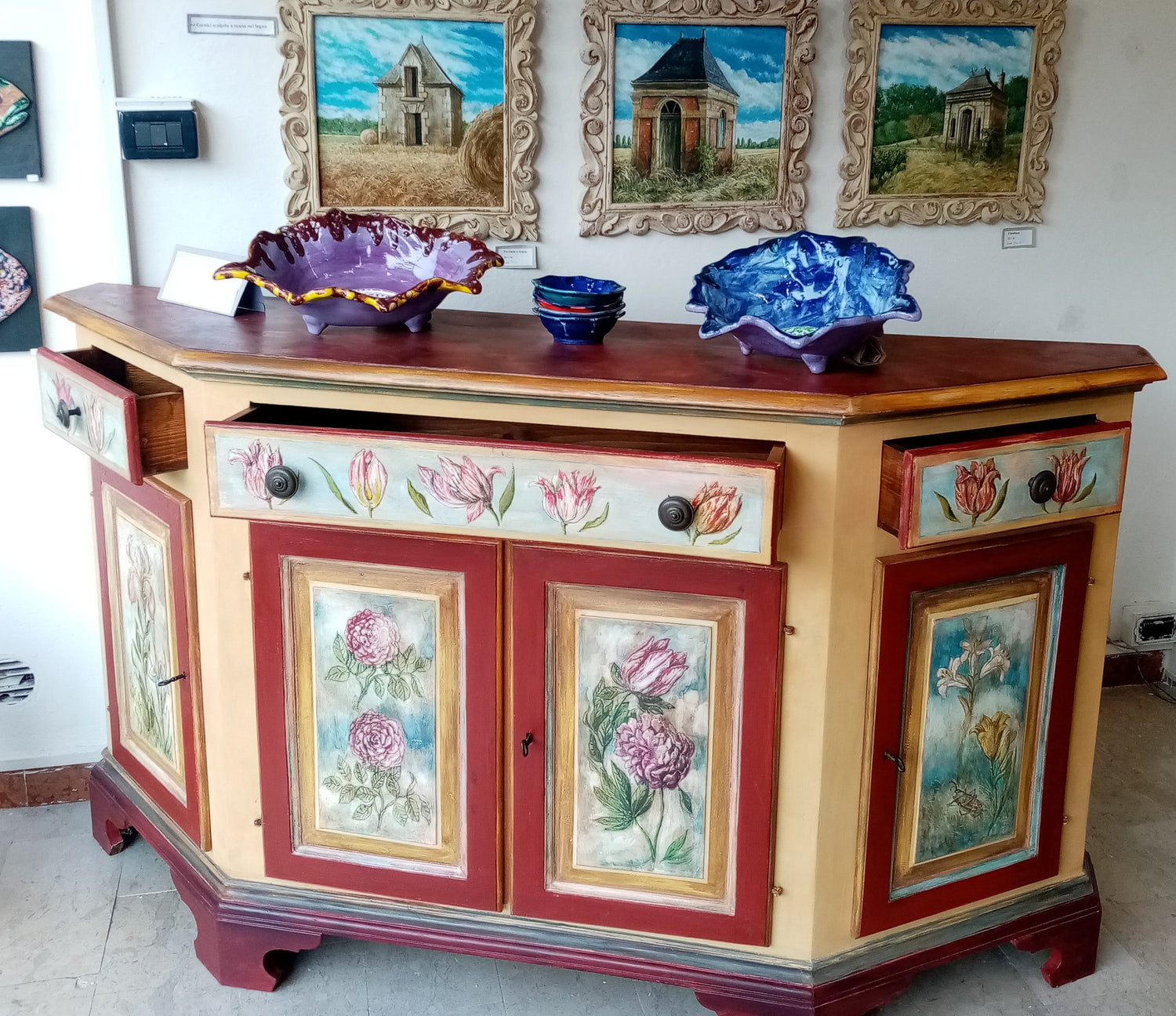 Mobile dipinti a mano, mobili d'arte decorati a mano