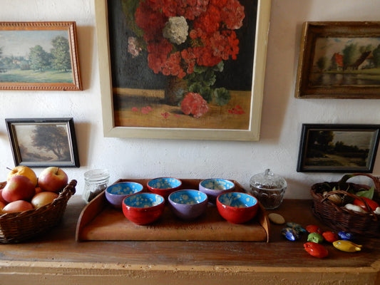 6 ciotole vendute assieme, fatte a mano 3 con esterno lilla malva, tre con esterno rosso, interno cielo e stella, Italian ceramics, artistic ceramics