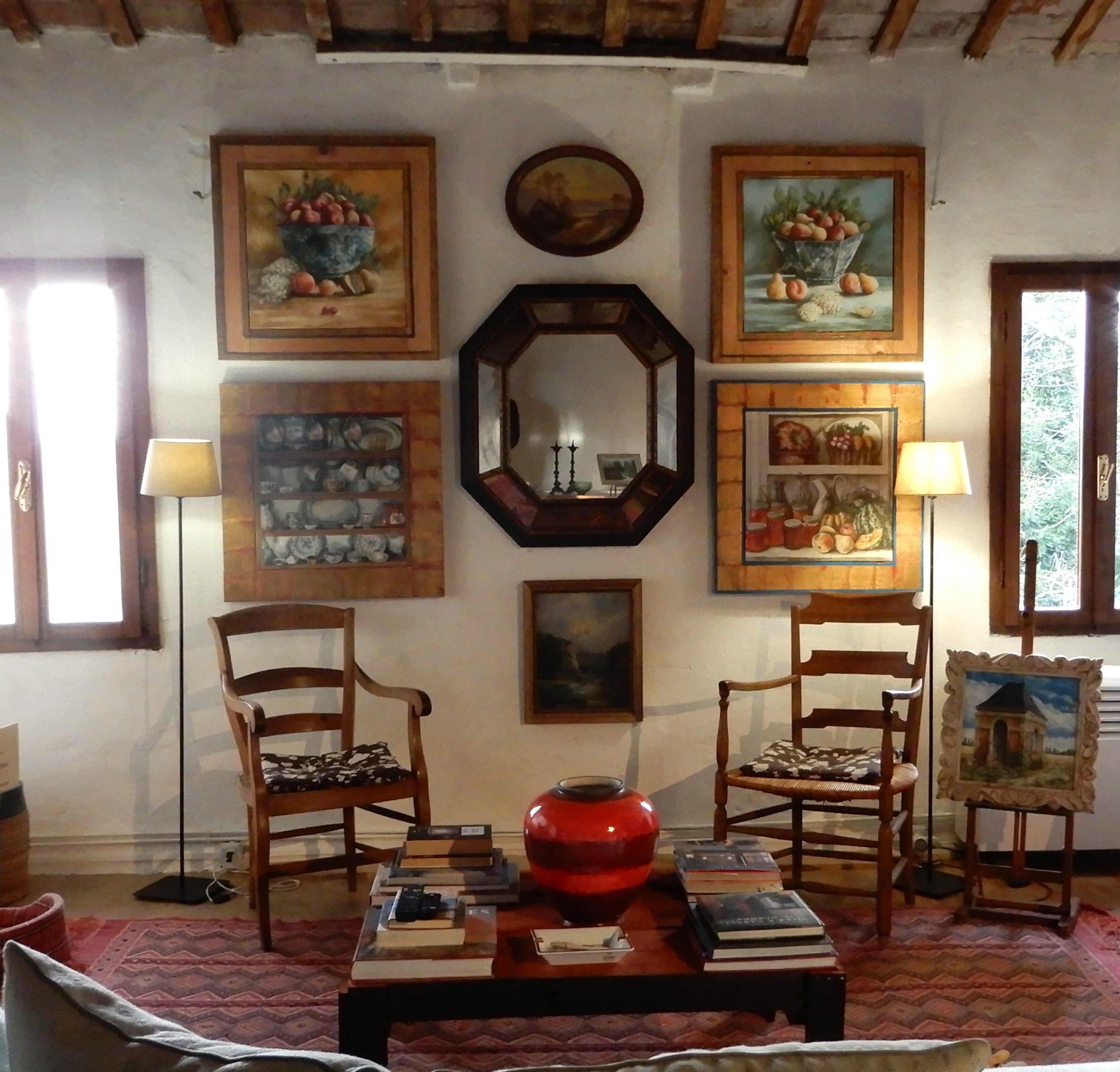 Casal dei Pruni Déco – quadri e ceramiche artistiche in ambientazione domestica italiana