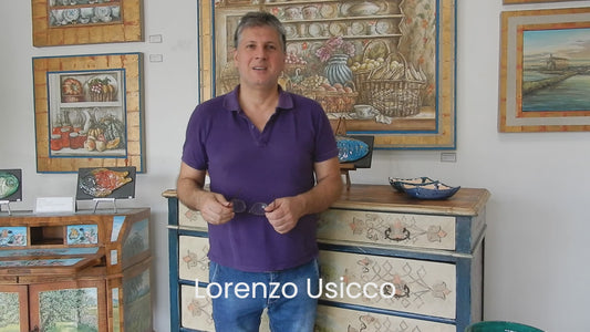 Cassettiera Rurale del 1800 con decorazioni Alsaziane, storia romantica di due sposini,  